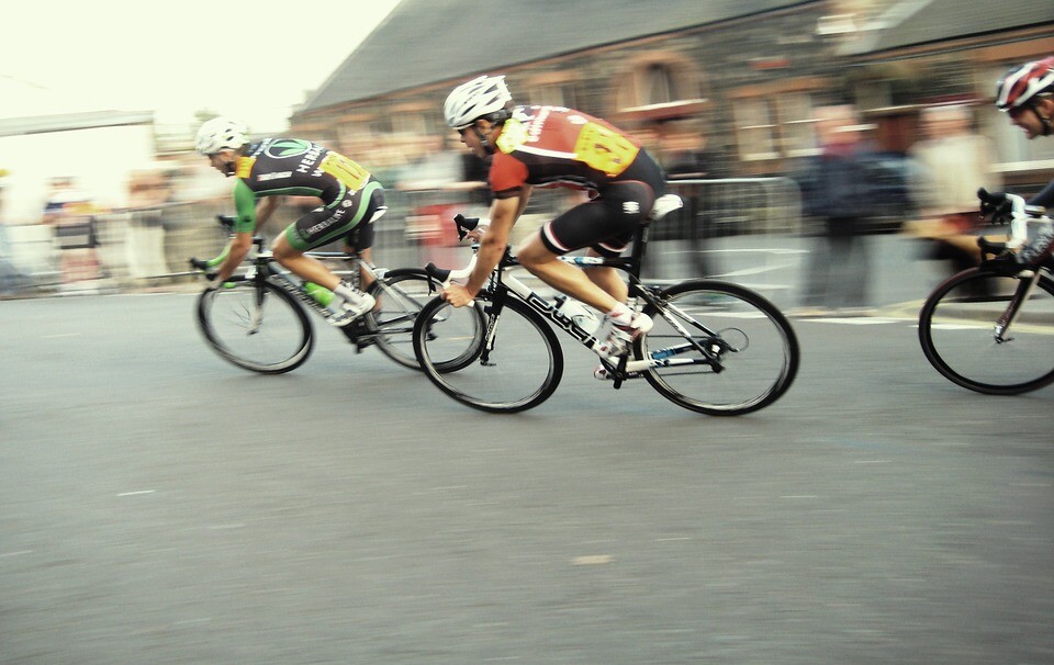 Tour de France - Van Aert won again, but Pogacar extended his lead with a time credit